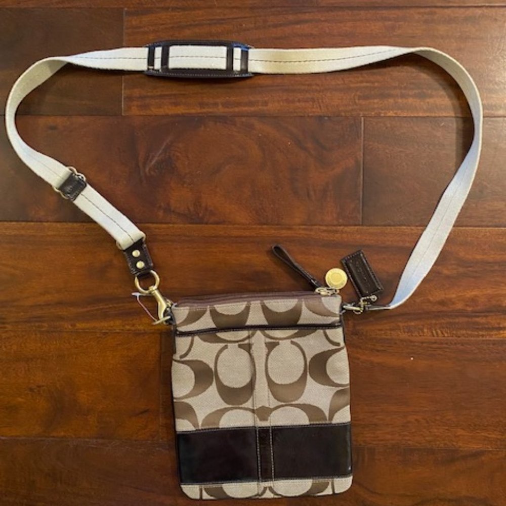 Coach crossbody brown leather bag